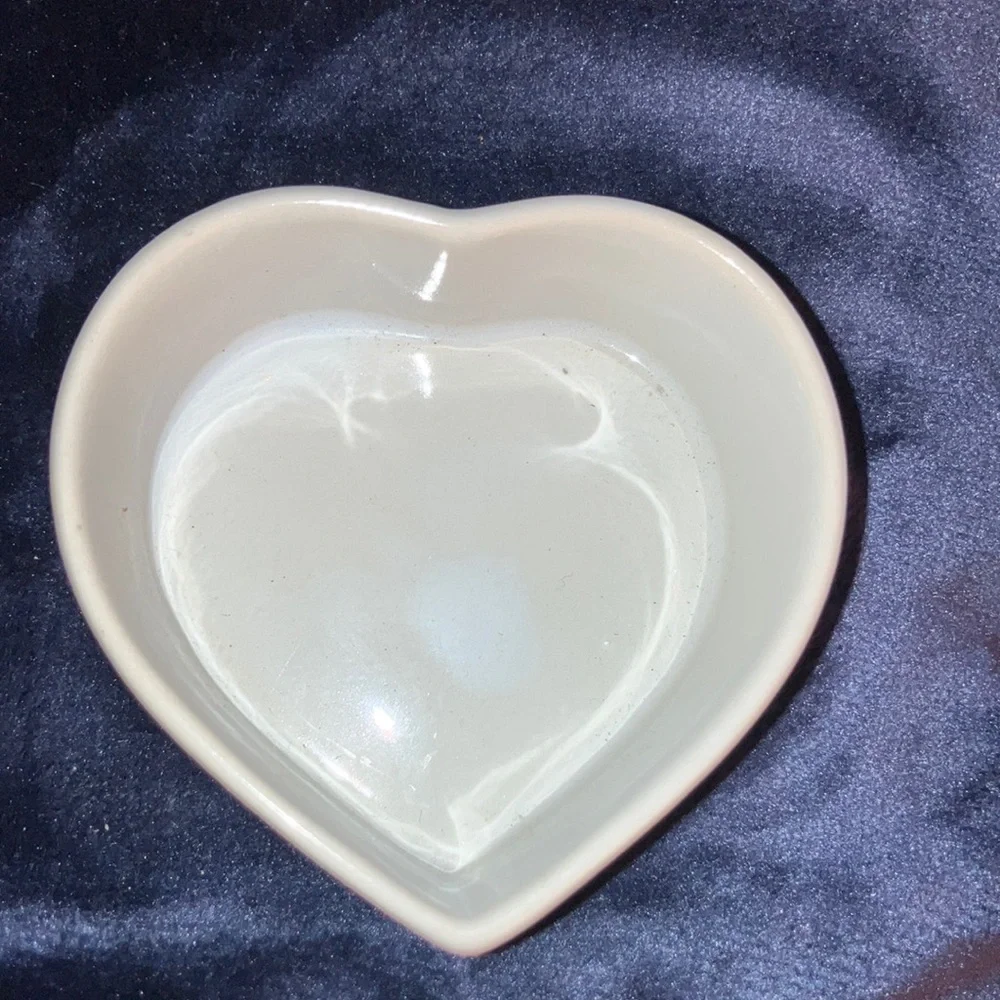 Victorian Rose Porcelain‎ Heart-Shaped Trinket Box Kimiko Ikeda Pink Green